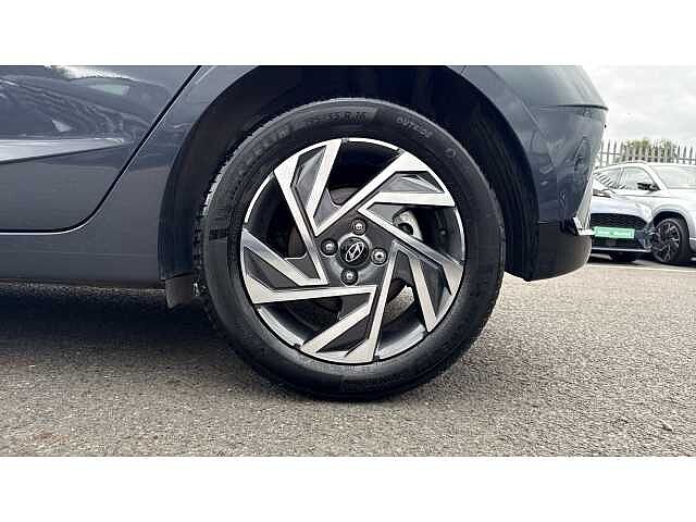 Hyundai i20 1.0T GDi Advance 5dr