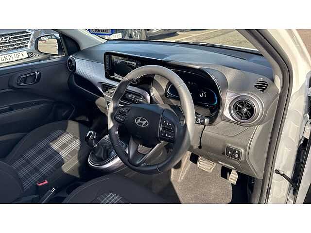 Hyundai i10 1.0 [58] Premium 5dr Auto [Nav]