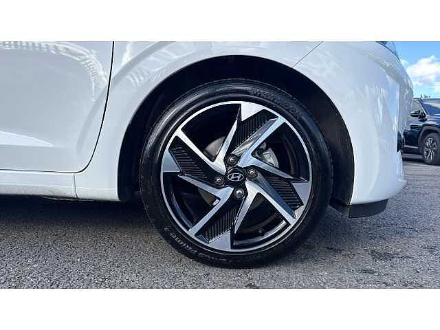 Hyundai i10 1.0 [58] Premium 5dr Auto [Nav]