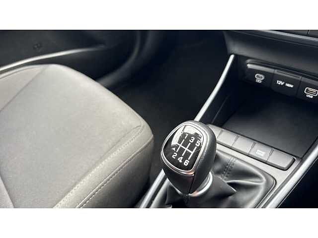 Hyundai i20 1.0T GDi Advance 5dr