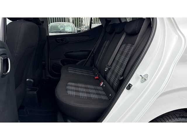 Hyundai i10 1.0 [58] Premium 5dr Auto [Nav]