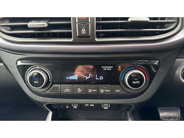 Hyundai i10 1.0 [58] Premium 5dr Auto [Nav]