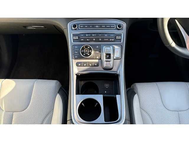 Hyundai Santa Fe SANTA FE 1.6 TGDi Plug-in Hybrid Ultimate 5dr 4WD Auto