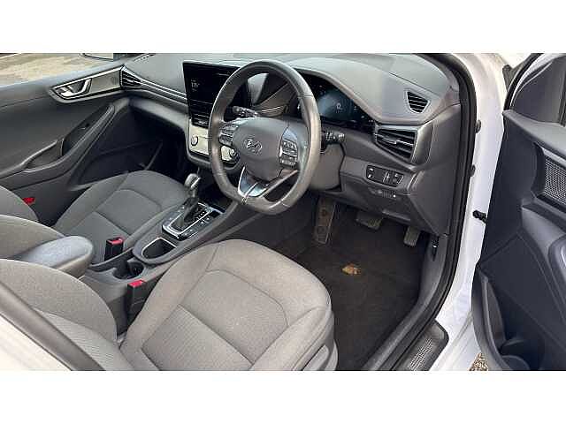 Hyundai Ioniq 1.6 GDi Hybrid Premium 5dr DCT