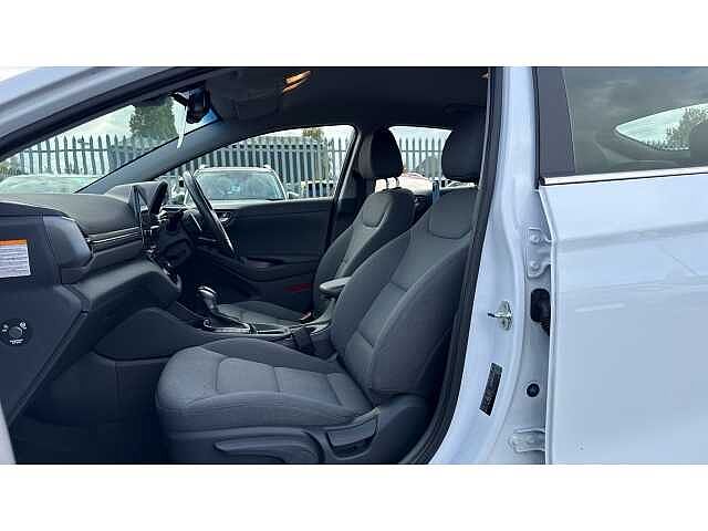 Hyundai Ioniq 1.6 GDi Hybrid Premium 5dr DCT