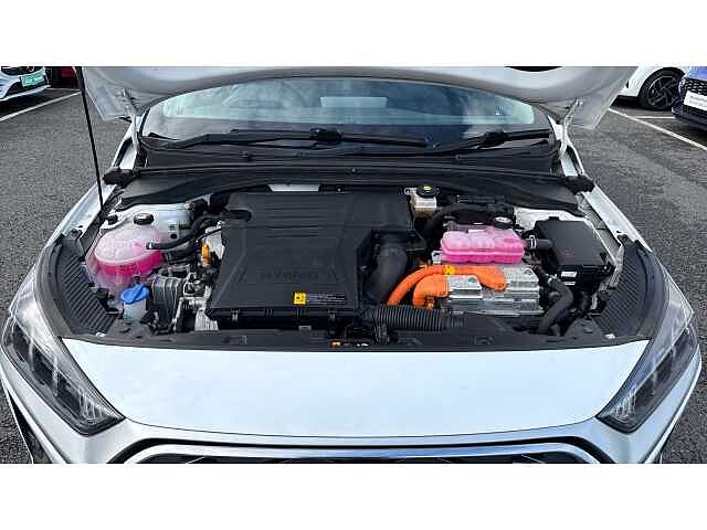 Hyundai Ioniq 1.6 GDi Hybrid Premium 5dr DCT