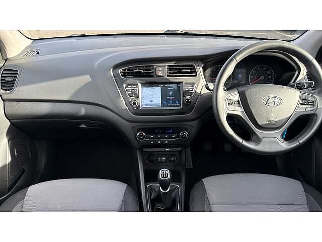 Hyundai i20 1.2 MPi Premium Nav 5dr