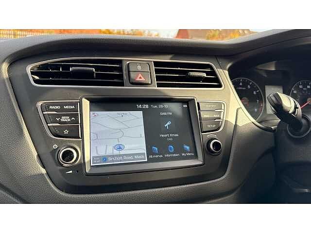 Hyundai i20 1.2 MPi Premium Nav 5dr
