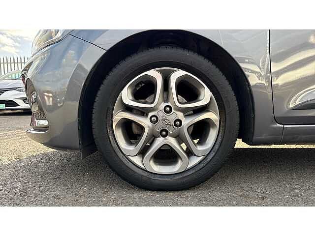 Hyundai i20 1.2 MPi Premium Nav 5dr