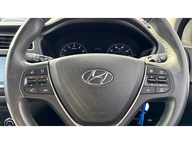 Hyundai i20 1.2 MPi Premium Nav 5dr