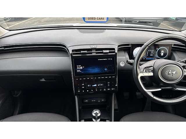 Hyundai TUCSON 1.6 TGDi Premium 5dr 2WD White