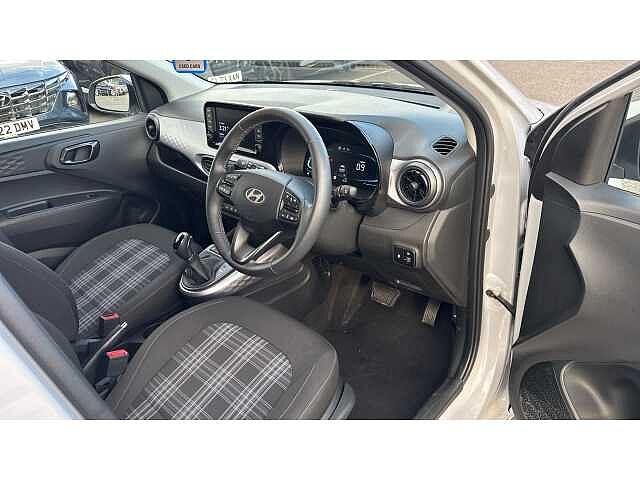 Hyundai i10 1.0 [58] Premium 5dr Auto [Nav]