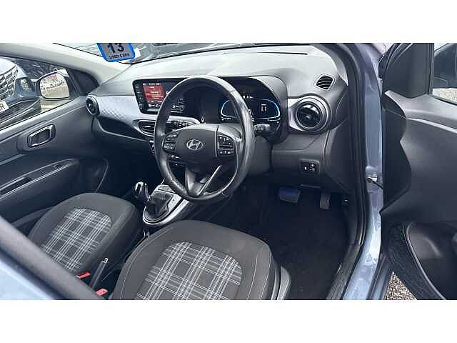 Hyundai i10 I10 1.0 MPi Premium 5dr Auto