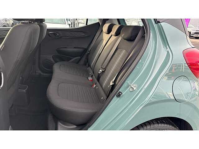 Hyundai i10 I10 1.0 Advance 5dr Auto