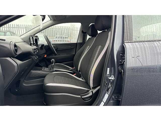 Hyundai i10 i10 5Dr HAT 1.0 MPi 63ps Advance NAV AU