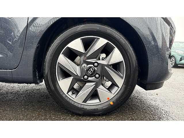 Hyundai i10 i10 5Dr HAT 1.0 MPi 63ps Advance NAV AU