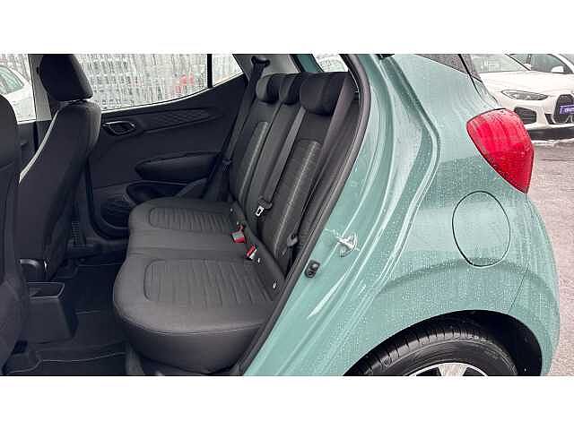 Hyundai i10 i10 5Dr HAT 1.0 MPi 63ps Advance NAV