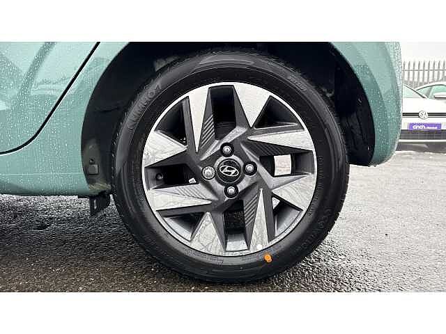 Hyundai i10 i10 5Dr HAT 1.0 MPi 63ps Advance NAV