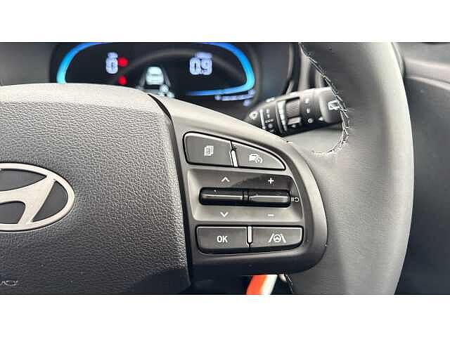 Hyundai i10 i10 5Dr HAT 1.0 MPi 63ps Advance NAV