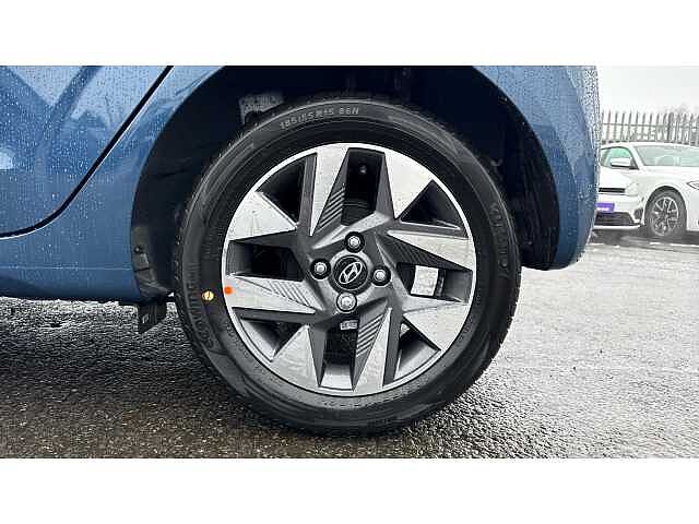 Hyundai i10 i10 5Dr HAT 1.0 MPi 63ps Advance NAV