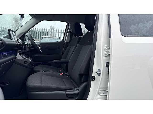 Hyundai Inster INSTER 85kW 02 49kWh 5dr Auto