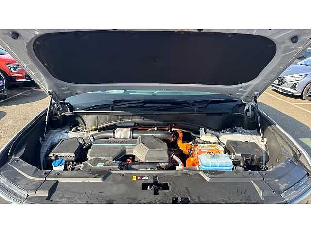 Hyundai SANTA FE SANTA FE 1.6 TGDi Plug-in Hybrid Ultimate 5dr 4WD Auto Silver