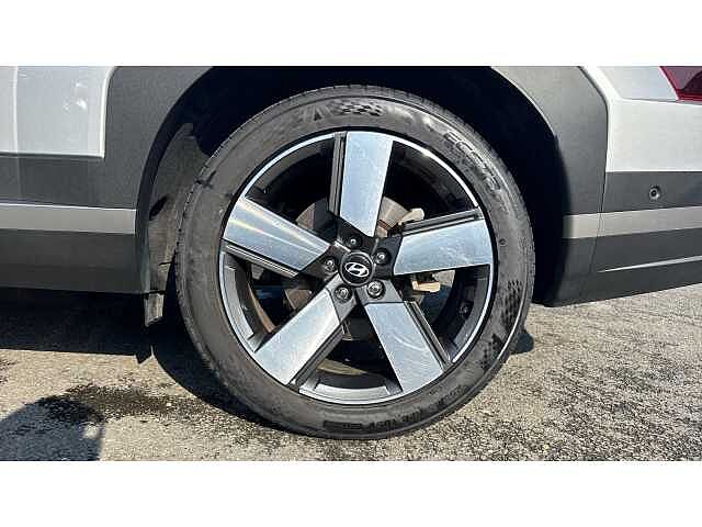 Hyundai SANTA FE SANTA FE 1.6 TGDi Plug-in Hybrid Ultimate 5dr 4WD Auto Silver