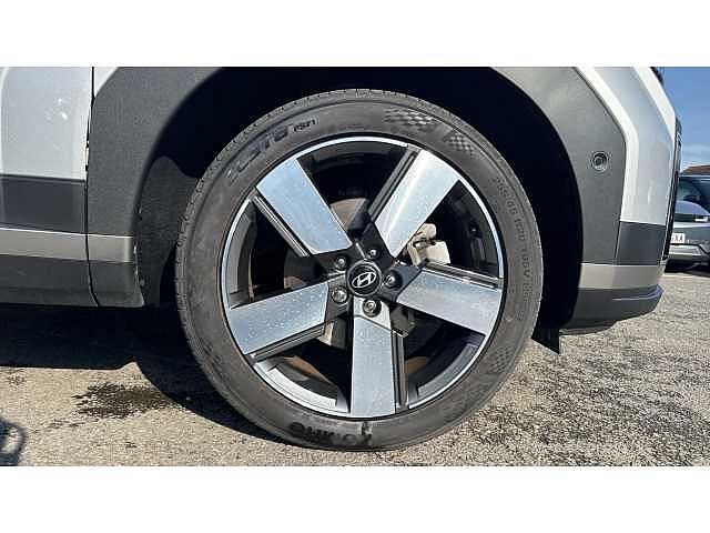 Hyundai SANTA FE SANTA FE 1.6 TGDi Plug-in Hybrid Ultimate 5dr 4WD Auto Silver