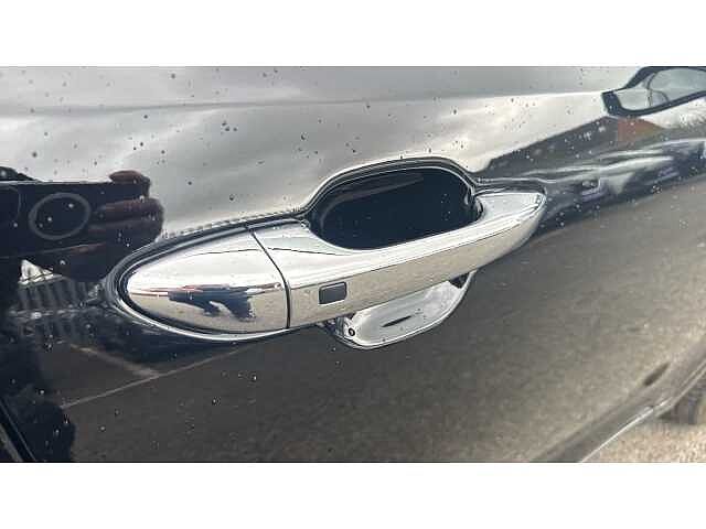 Hyundai i10 i10 5Dr HAT 1.2 MPi 79ps Premium NAV AU