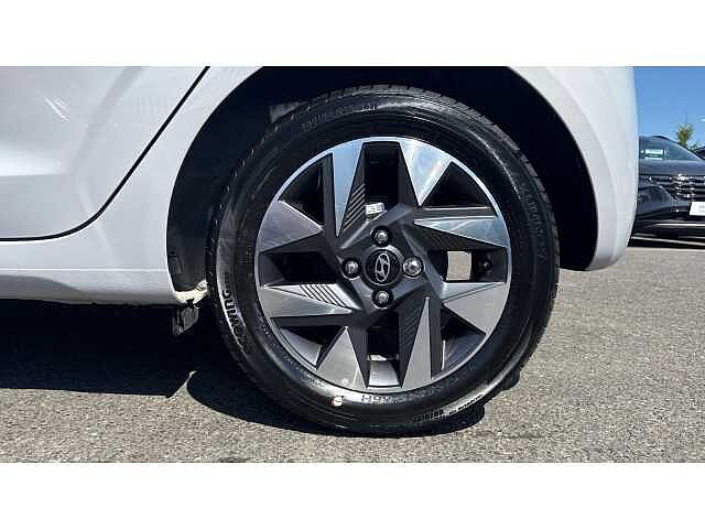 Hyundai I10 i10 5Dr HAT 1.0 MPi 67ps Advance Plus Pack Lumen Gray