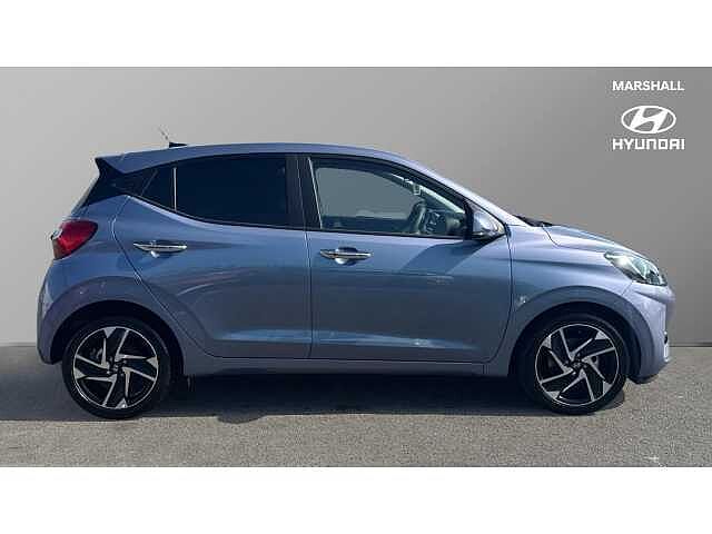 Hyundai i10 i10 5Dr HAT 1.2 MPi 79ps Premium NAV AU