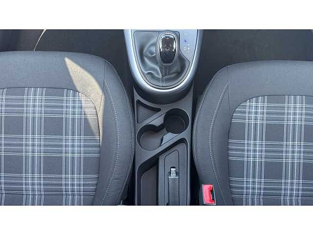Hyundai i10 i10 5Dr HAT 1.2 MPi 79ps Premium NAV AU