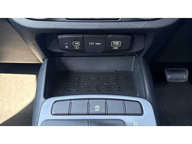 Hyundai i10 i10 5Dr HAT 1.0 MPi 67ps Advance Plus Pack AU