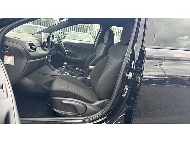 Hyundai I30 I30 1.5T GDi N Line 5dr BLACK