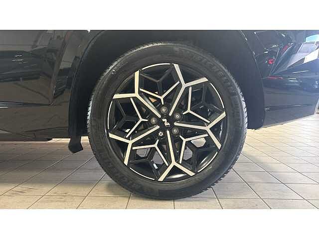 Hyundai TUCSON TUCSON 1.6 TGDi Hybrid 230 N Line S 5dr 2WD Auto Black