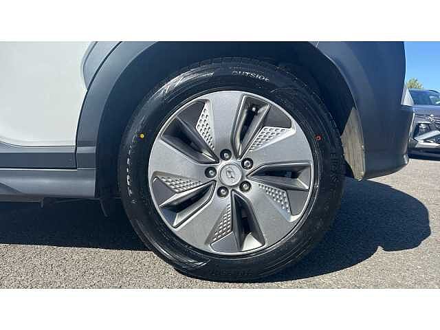 Hyundai KONA KONA 150kW Premium SE 64kWh 5dr Auto WHITE