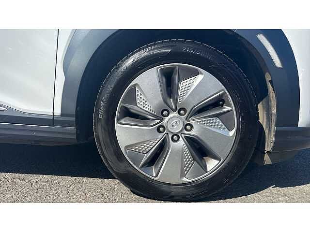 Hyundai KONA KONA 150kW Premium SE 64kWh 5dr Auto WHITE