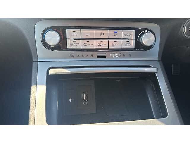 Hyundai KONA KONA 150kW Premium SE 64kWh 5dr Auto WHITE