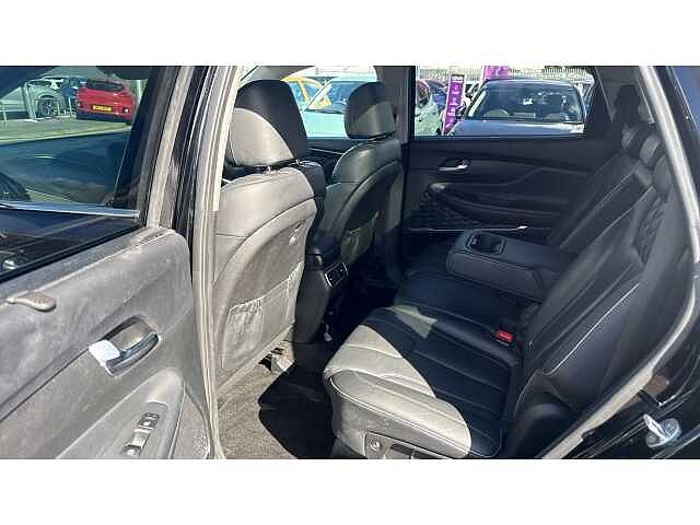Hyundai Santa Fe SANTA FE 1.6 TGDi Hybrid Ultimate 5dr 4WD Auto