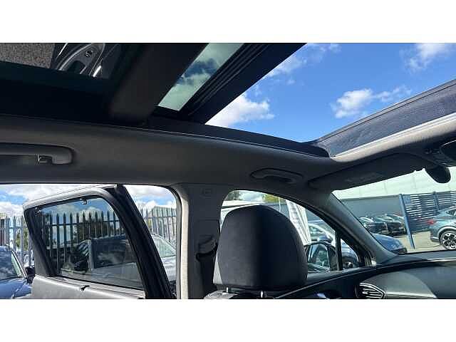 Hyundai Santa Fe SANTA FE 1.6 TGDi Hybrid Ultimate 5dr 4WD Auto