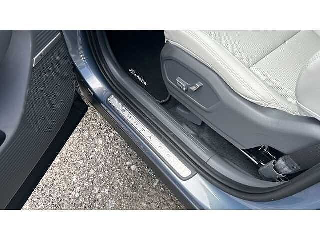 Hyundai Santa Fe SANTA FE 1.6 TGDi Plug-in Hybrid Ultimate 5dr 4WD Auto
