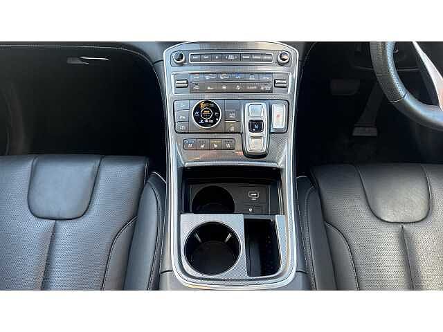 Hyundai Santa Fe SANTA FE 1.6 TGDi Plug-in Hybrid Premium 5dr 4WD Auto