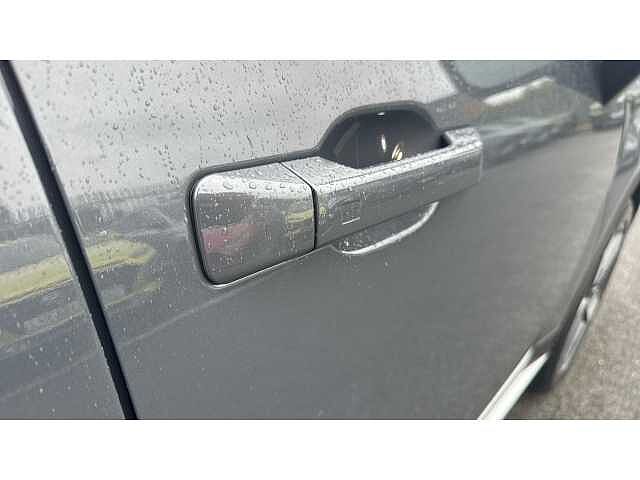 Hyundai Santa Fe SANTA FE 1.6 TGDi 239 Hybrid Ultimate 5dr 4WD Auto