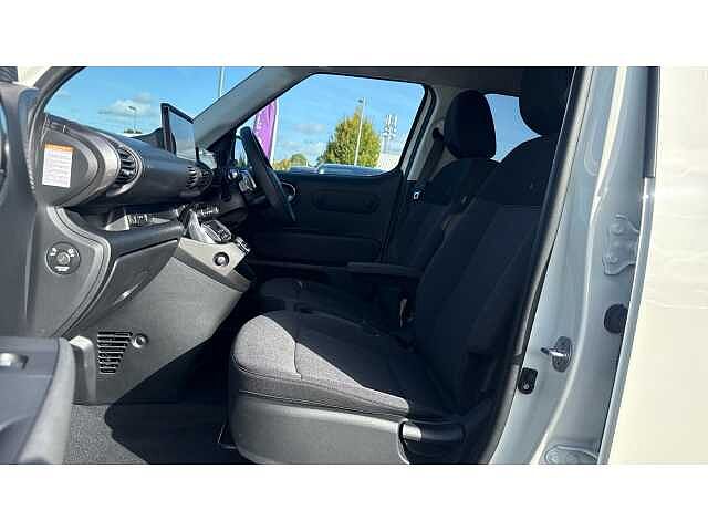 Hyundai Inster INSTER 85kW 02 49kWh 5dr Auto