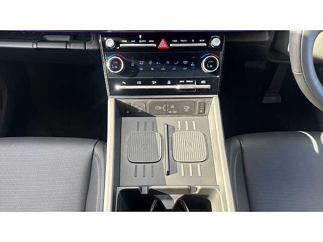 Hyundai Santa Fe SANTA FE 1.6 TGDi PHEV Calligraphy 5dr 4WD Auto [6 Seats]