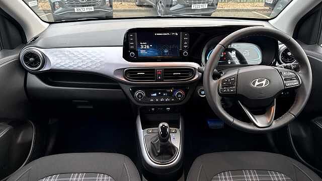 Hyundai i10 I10 1.2 [79] Premium 5dr Auto [Nav]