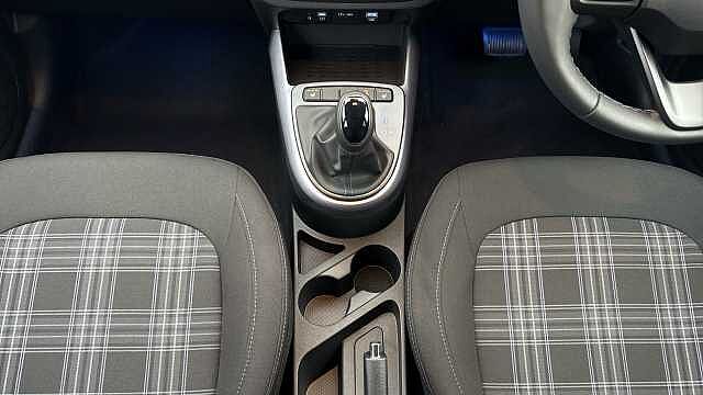 Hyundai i10 I10 1.2 [79] Premium 5dr Auto [Nav]